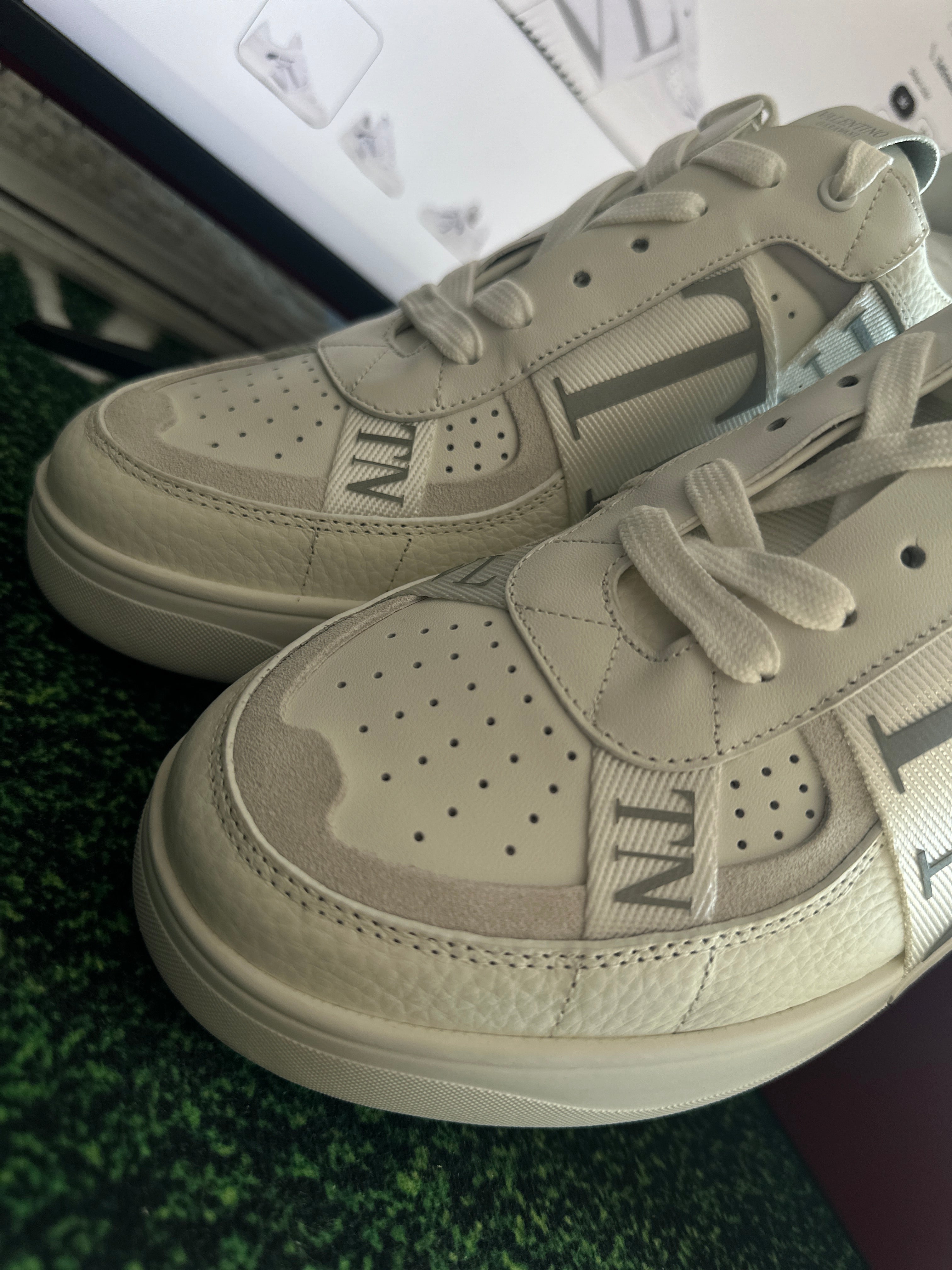 Valentino "VL7N"