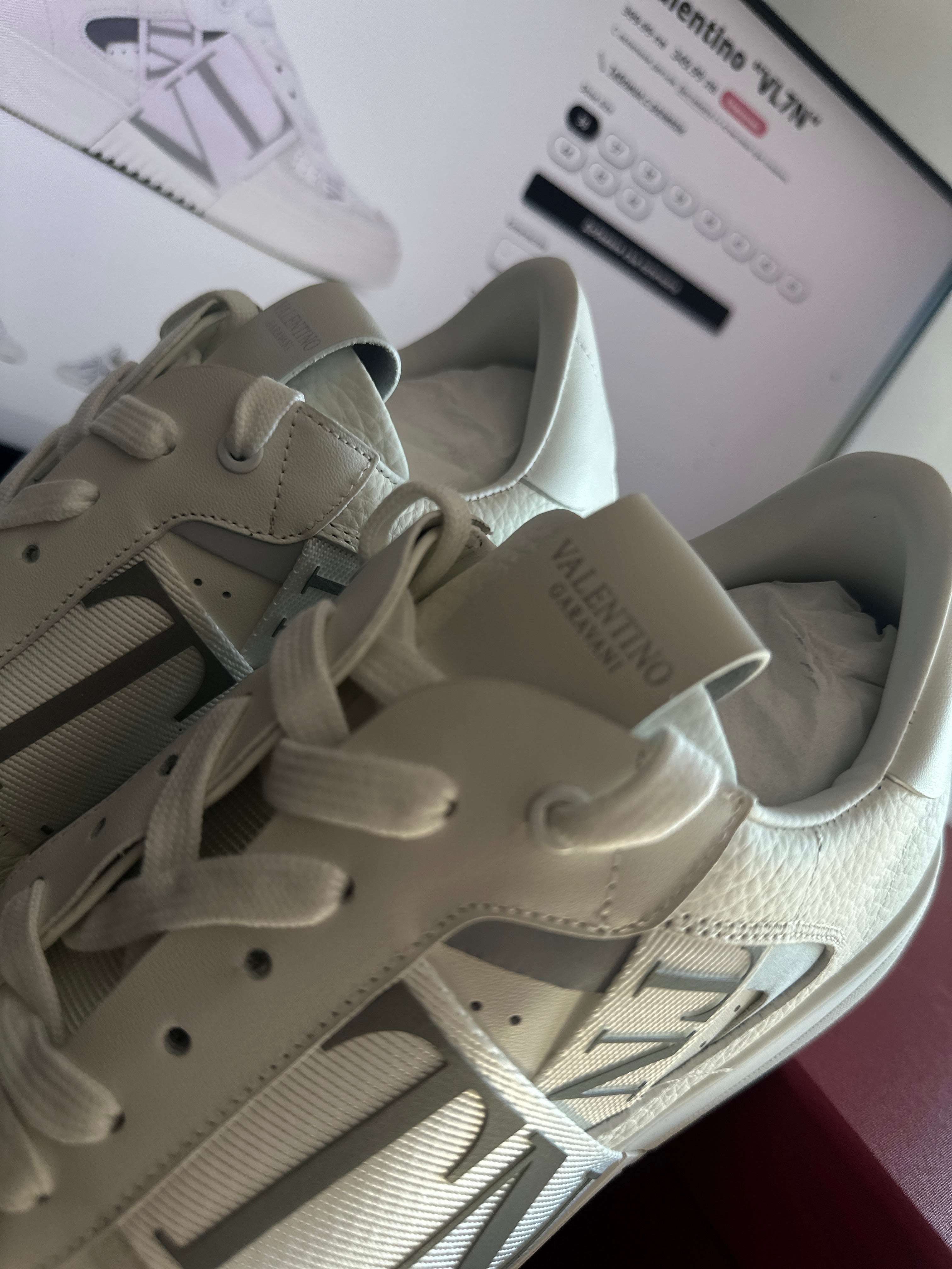 Valentino "VL7N"