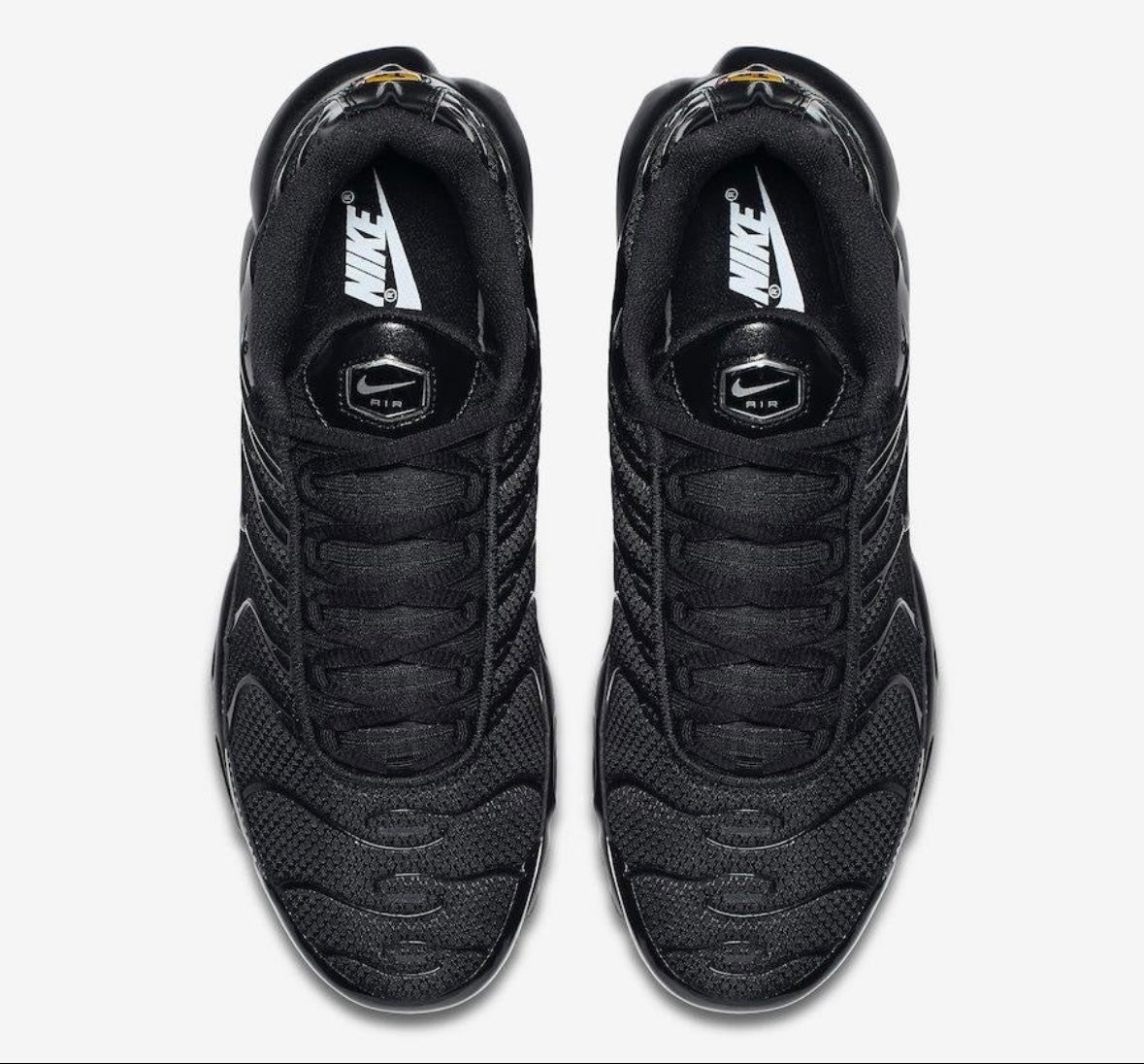 Nike TN "Triple Black"