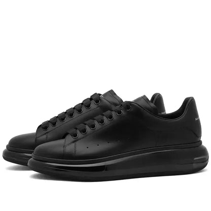 A.McQueen