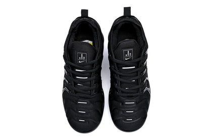 Nike VaporMax "Triple Black"